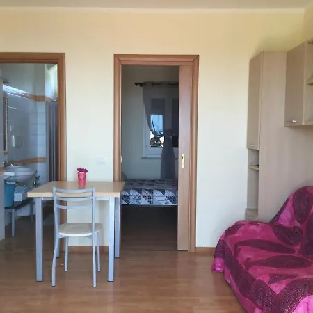 марасуса виладжо Apartmanhotel Parghelia